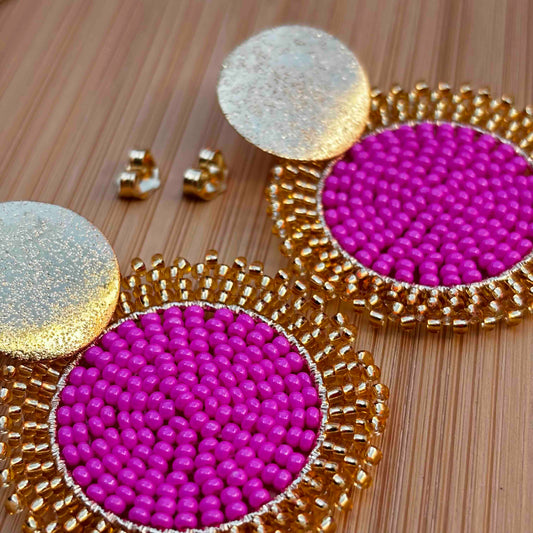 Aros Tejidos a Mano con Mostacillas / Mandalas Unicolor fucsia