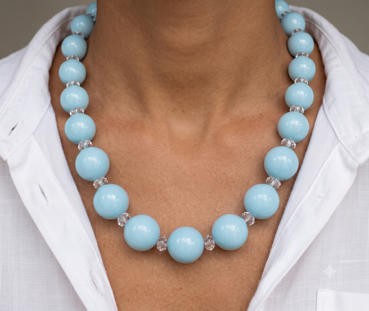 Collar Cuentas Color Celeste — Hecho a Mano