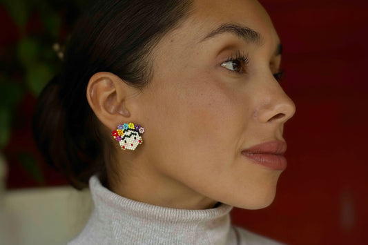 Aros Frida Kahlo Tejidos a Mano con Mostacillas | Aros Artesanales Coloridos