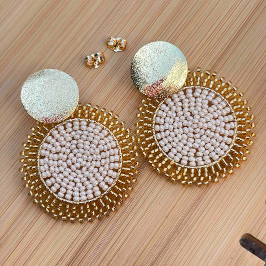 Aros Tejidos a Mano con Mostacillas / Mandalas Unicolor Beige