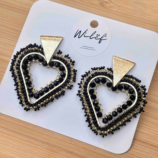 Aros Maxi Corazón Tejidos a Mano — Color Negro